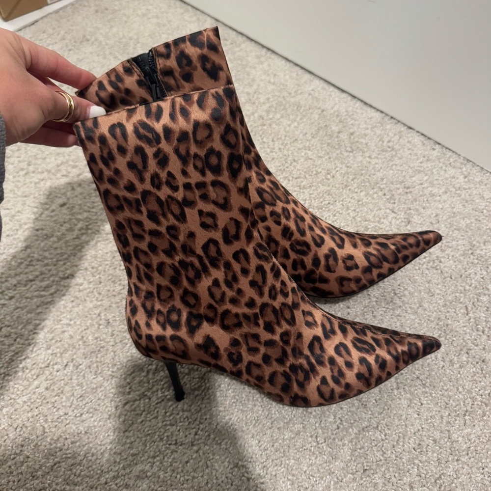 Zara Leopard Print Women's Ankle Boots - Picture 9 of 12